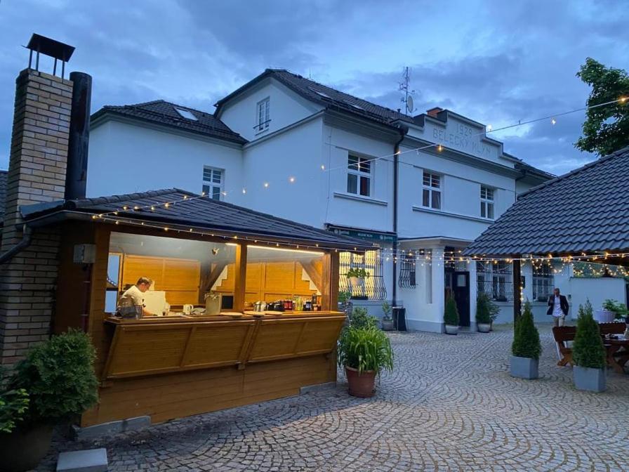 A Restaurace Belecky Mlyn